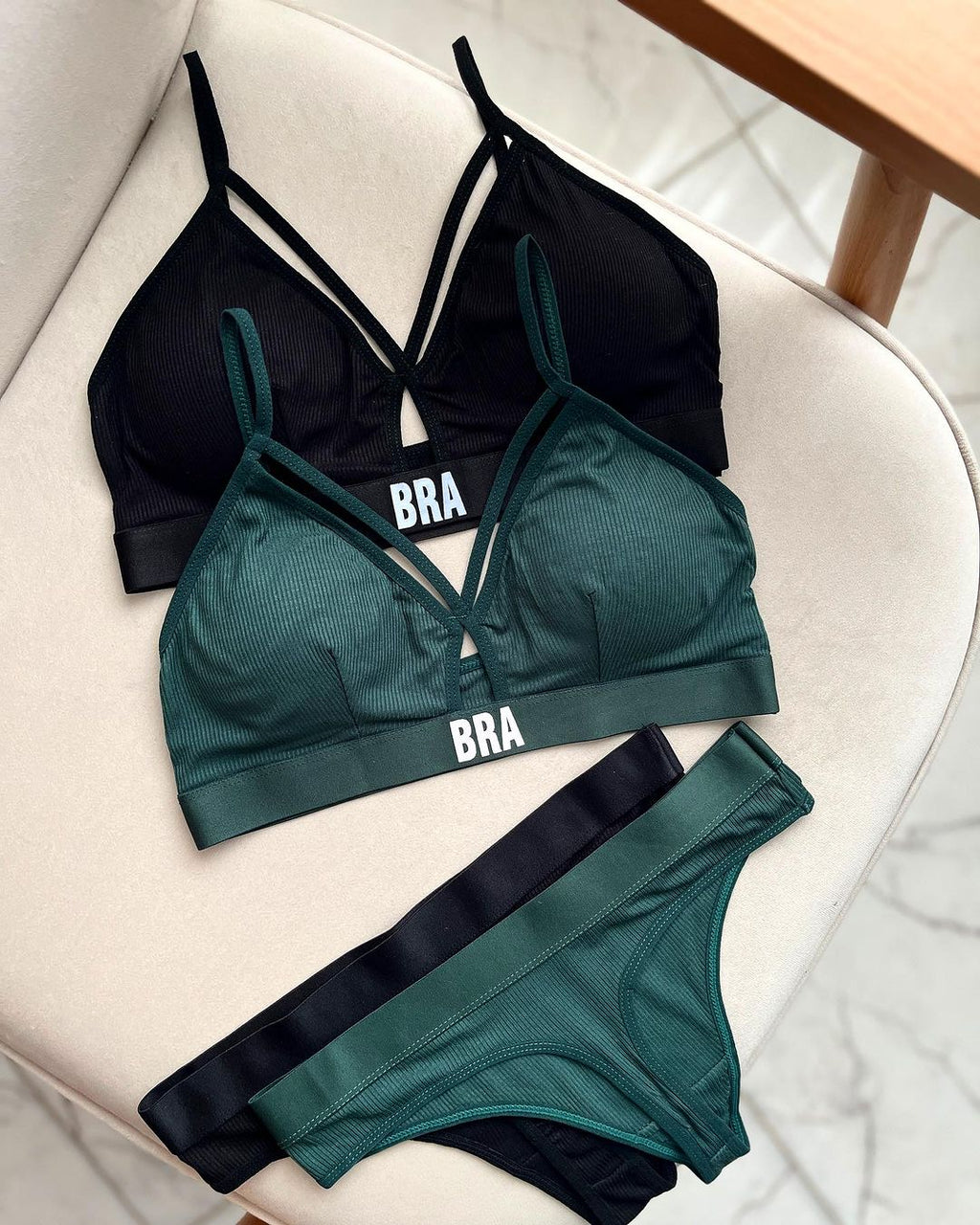 (28-34) Sexy Hollow Out Yoga Bra and Panty Set (048)